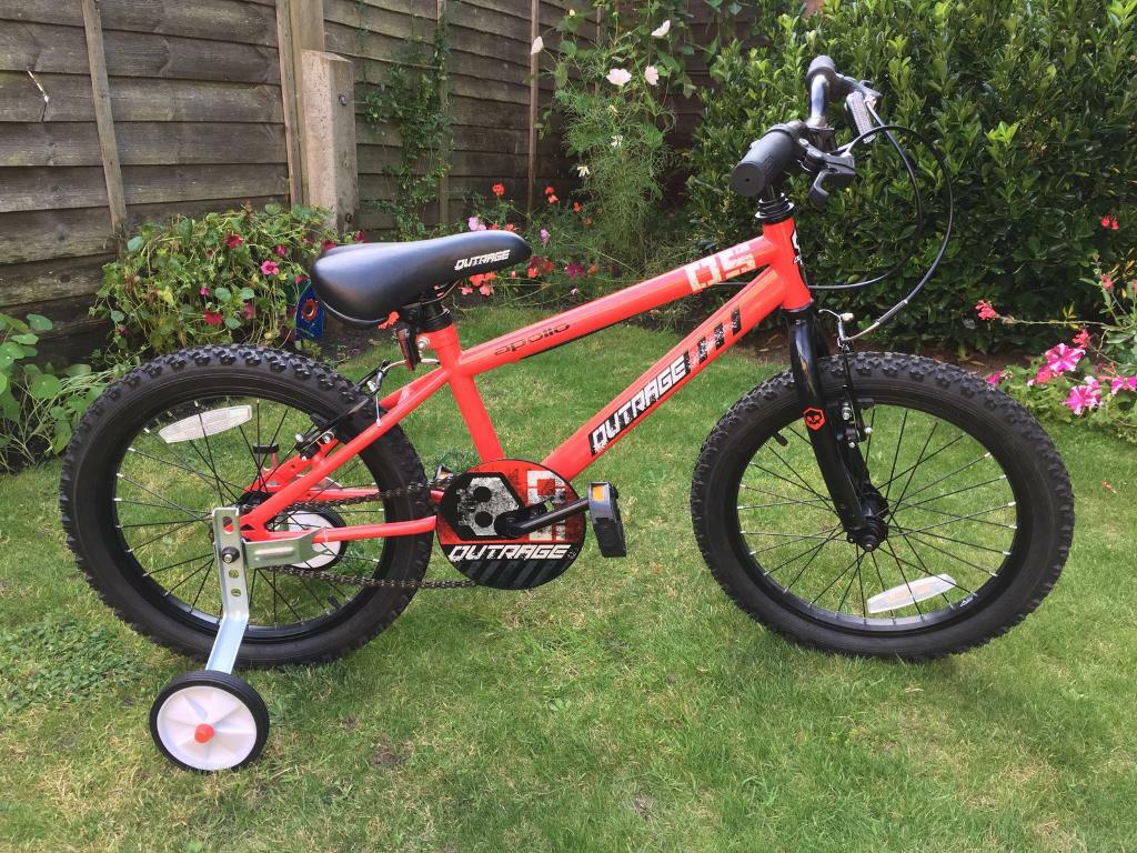 18 bike with stabilisers
